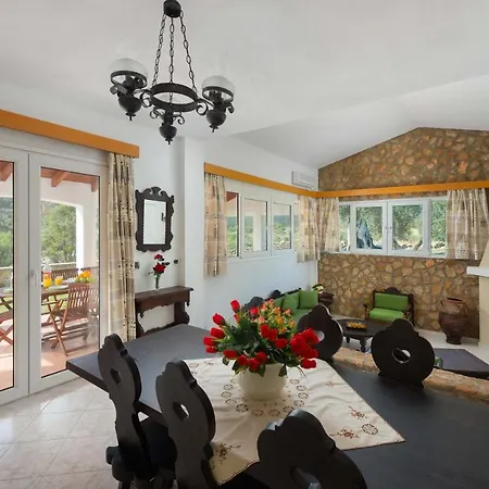 Krokali Линдос