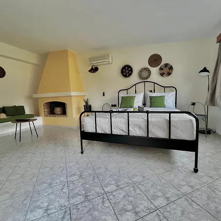 Krokali * Lindos (Rhodes)